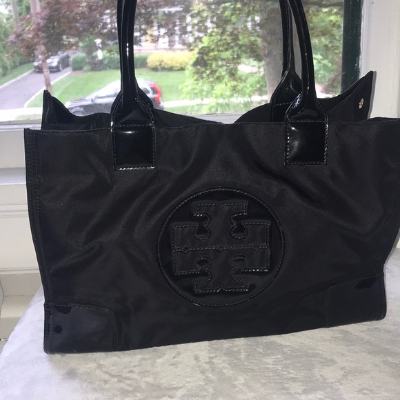 Tory Burch Handbags - Tory Burch Tote